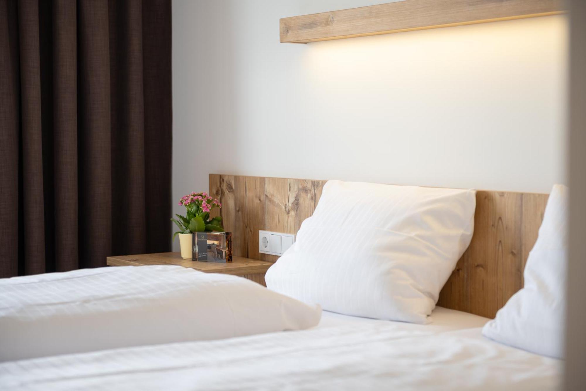 Snooze Apartments Holzkirchen  Eksteriør billede