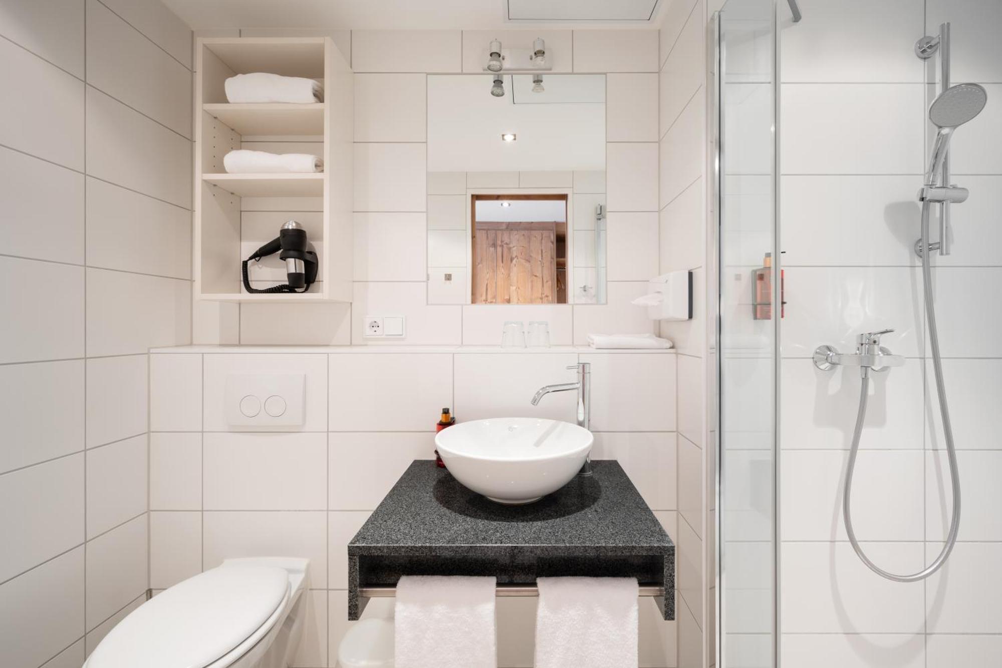 Snooze Apartments Holzkirchen  Eksteriør billede