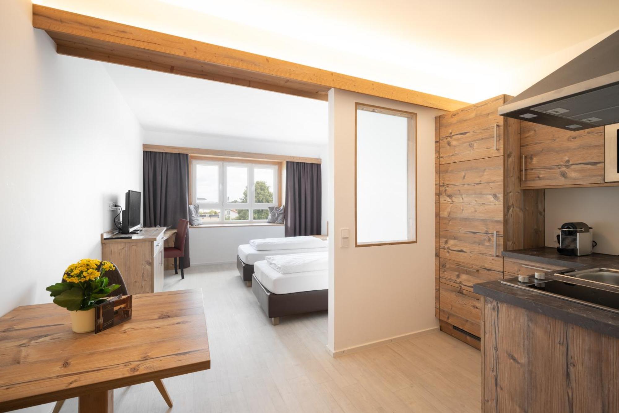 Snooze Apartments Holzkirchen  Eksteriør billede