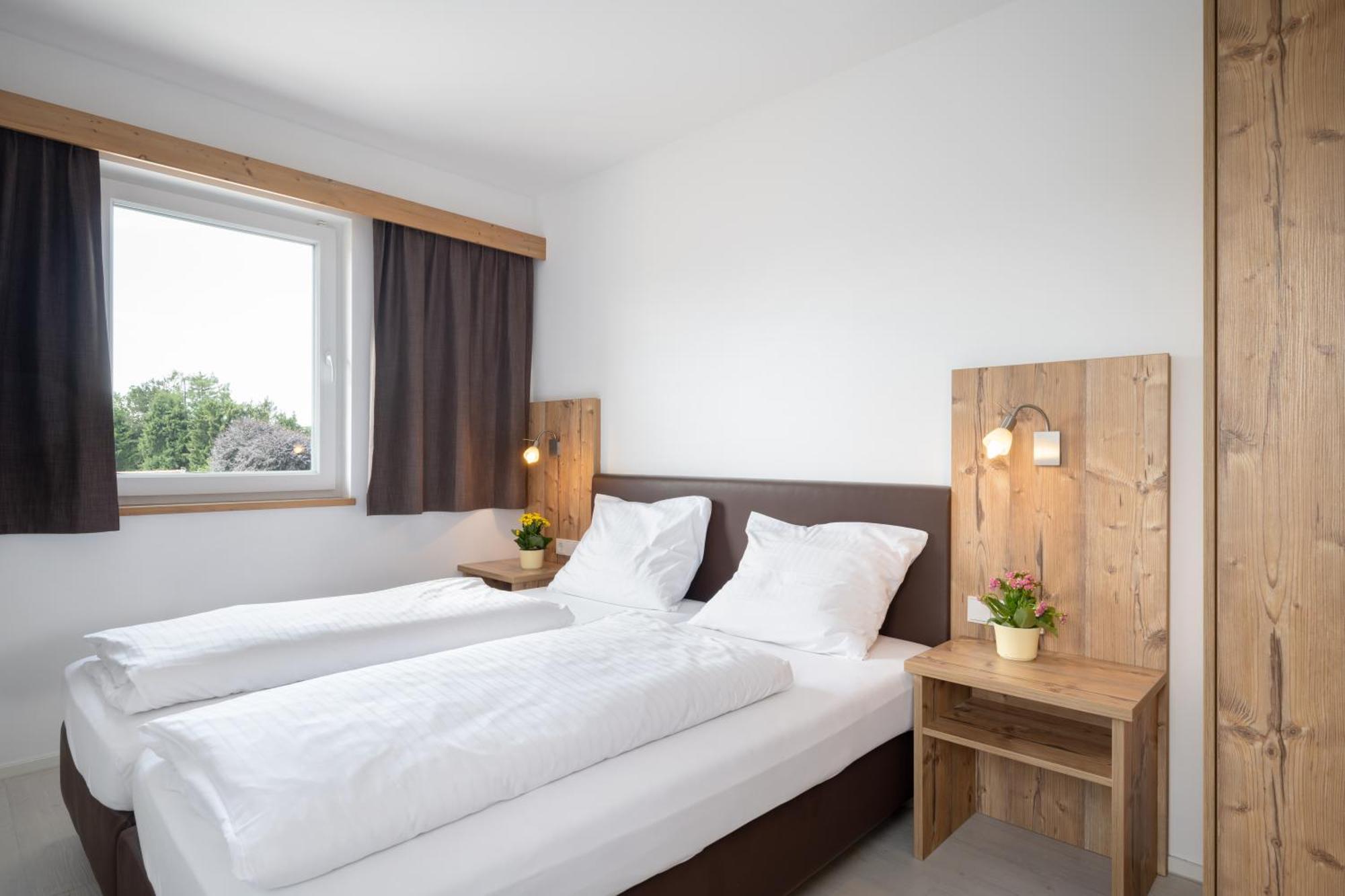 Snooze Apartments Holzkirchen  Eksteriør billede