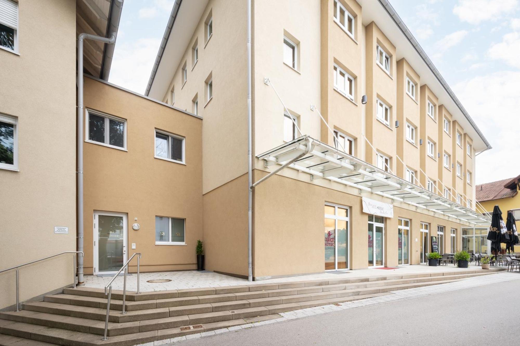 Snooze Apartments Holzkirchen  Eksteriør billede